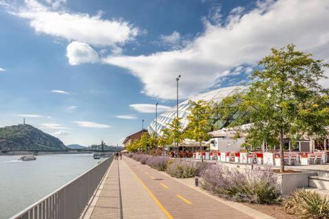 Sunny Rooms At Danube Budapest Extérieur photo